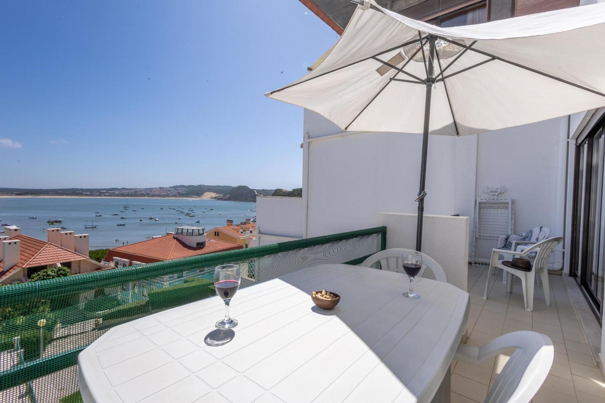 Concha Mar Com Vista Sobre A Baia Apartment São Martinho do Porto Exterior foto